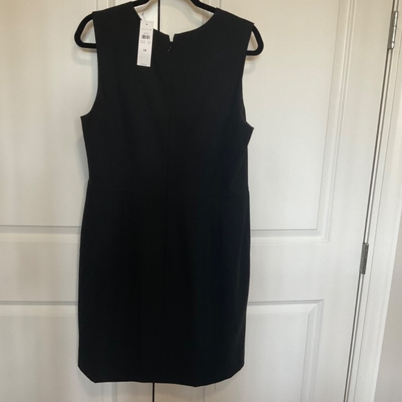 Ann Taylor sheath lined dress - Picture 2 of 7